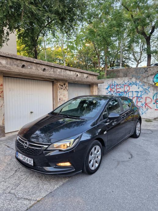Opel Astra 1.6 CDTI čitaj oglas, fotografija 2