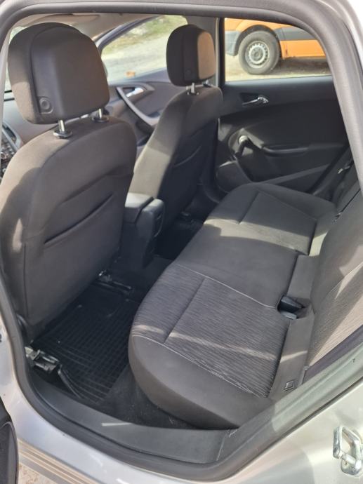 Opel Astra 1,6 CDTI, fotografija 3