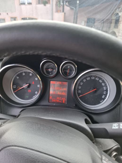 Opel Astra 1,6 CDTI, fotografija 7