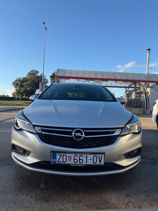Opel Astra 1,6 CDTI, fotografija 12