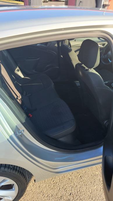 Opel Astra 1,6 CDTI, SPORT 100 kw, fotografija 11