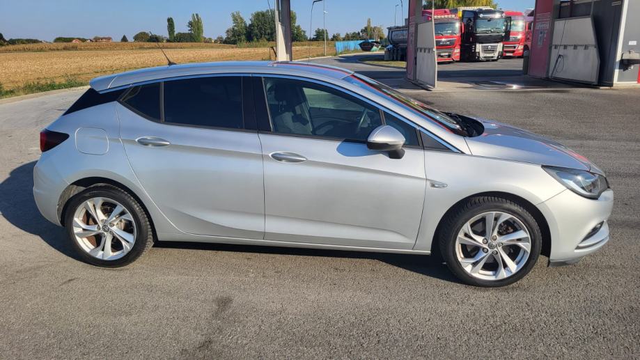 Opel Astra 1,6 CDTI, SPORT 100 kw, fotografija 3