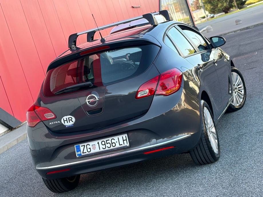 OPEL ASTRA 1.6 ENJOY 133.000 KM HRV AUTO PRVI VLASNIK REG GOD DANA!!!, fotografija 2