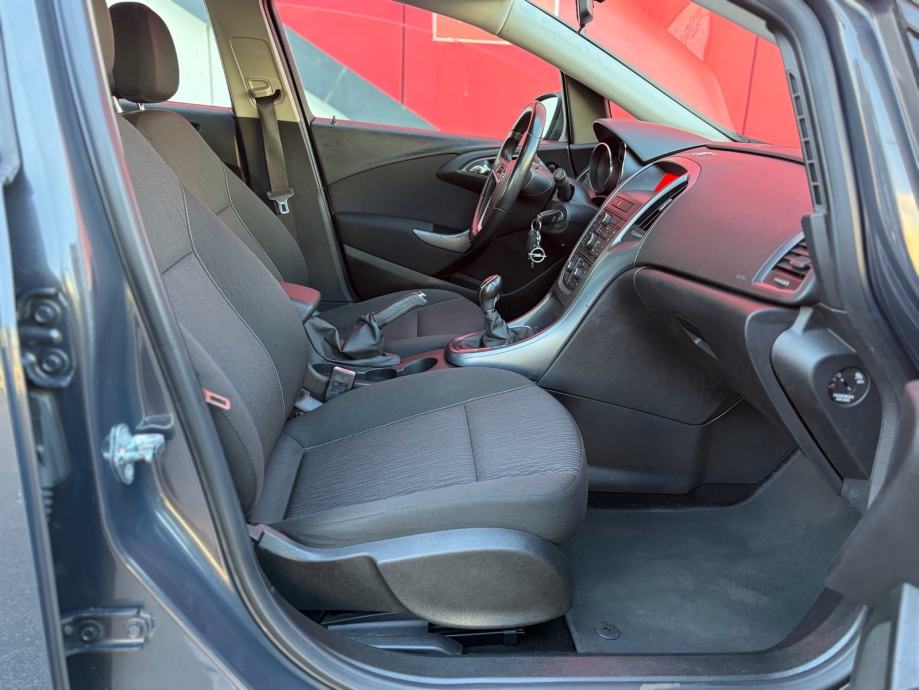 OPEL ASTRA 1.6 ENJOY 133.000 KM HRV AUTO PRVI VLASNIK REG GOD DANA!!!, fotografija 8