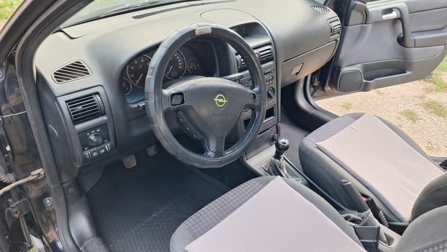 Opel Astra 1,6 16V, fotografija 2