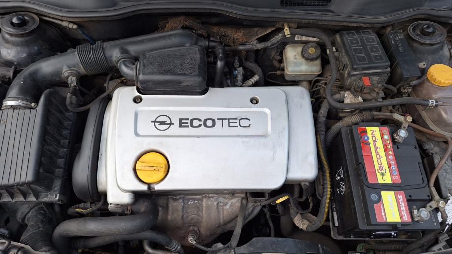 Opel Astra 1,6 16V, fotografija 11