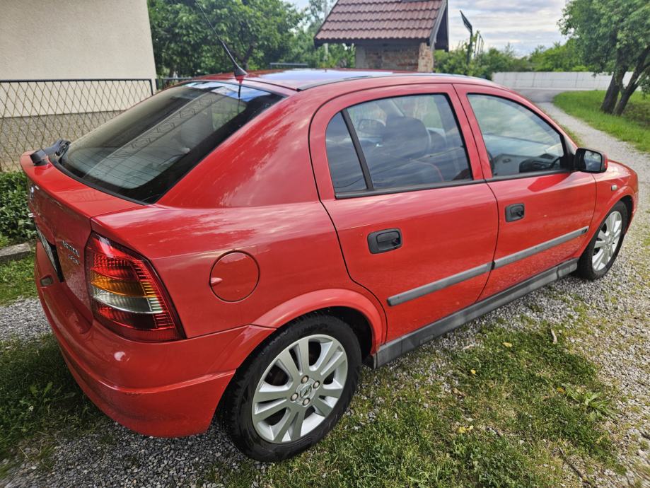 Opel Astra G 1,6 16V Sport, registrirana do 10/2027, fotografija 3