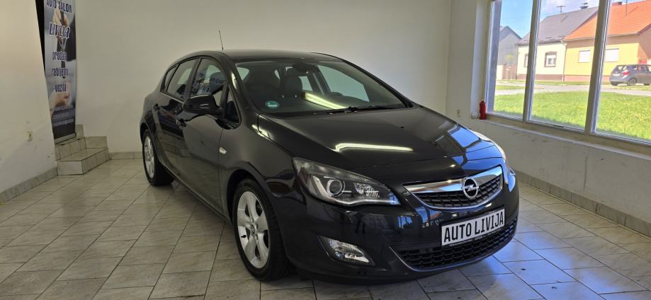 Opel Astra 1,7 CDTI 81KW