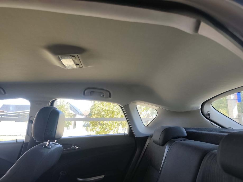 Opel Astra J 1,7 CDTI Classic, fotografija 7