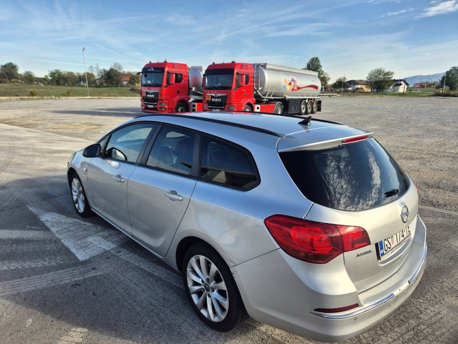 Opel Astra 1,7 CDTI Classic, pogled izvana - slika 4