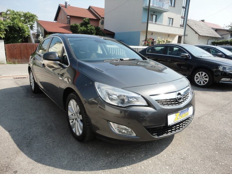 Opel Astra 1,7 CDTI COSMO, NAVIGACIJA, KOŽA, ALU 17", ITD...