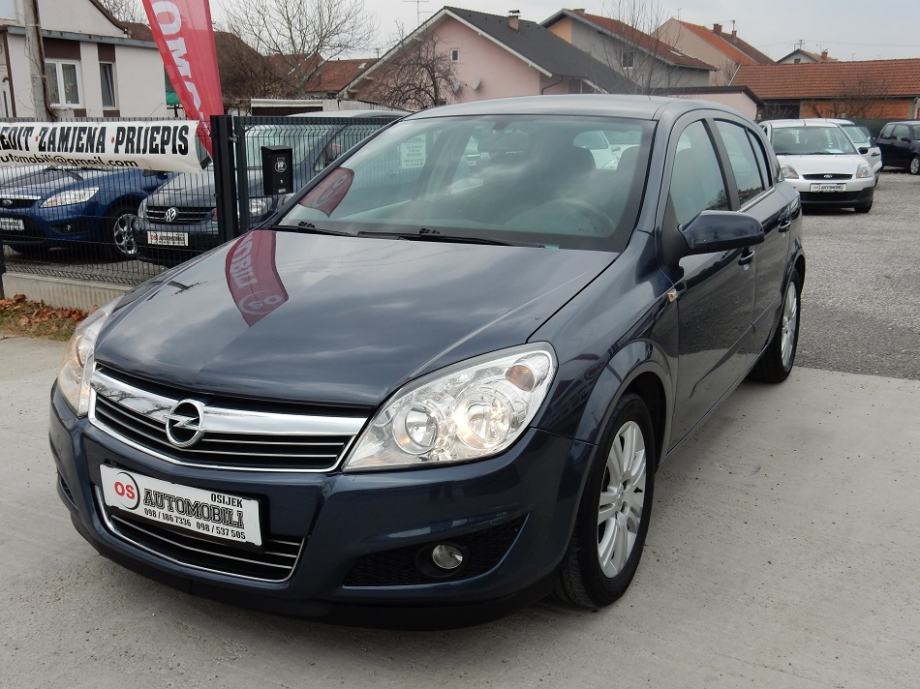 Opel Astra 1,7 CDTI COSMO-SPORT,CLIMATRONIC,SERVISNA,NA IME KUPCA!!