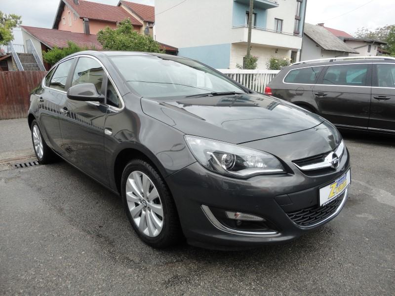 Opel Astra 1,7 CDTI, COSMO, XENON, ALU 17", NAVIGACIJA, ITD...