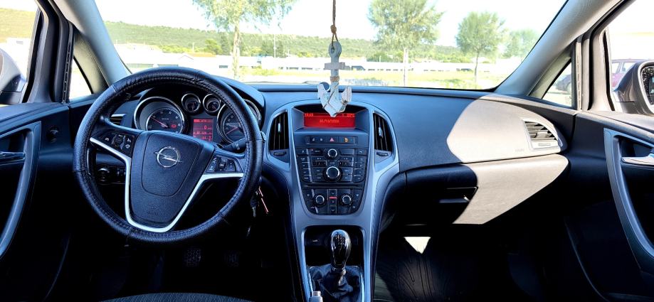 Opel Astra 1,7 CDTI eco flex, fotografija 5