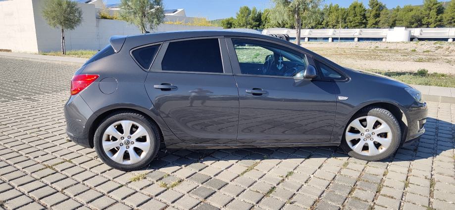 Opel Astra 1,7 CDTI eco flex, fotografija 3