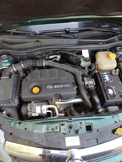 Opel Astra 1,7 CDTI reg 9/27 klima ledi, servisna, odlicna, fotografija 7