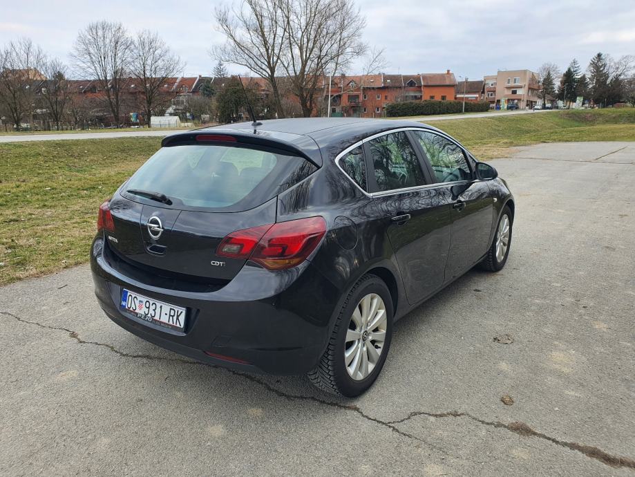 Opel Astra 1,7 CDTI, pogled izvana - slika 4