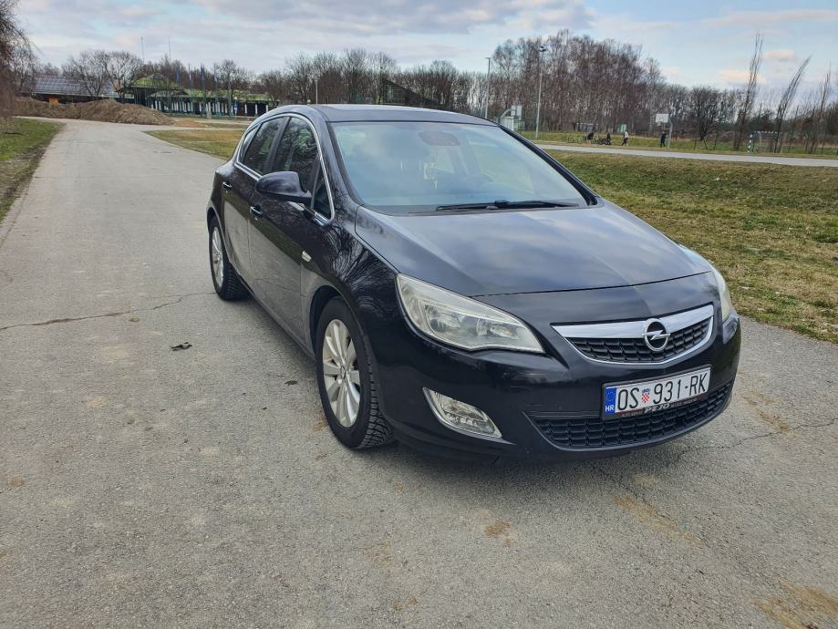 Opel Astra 1,7 CDTI, pogled izvana - slika 3
