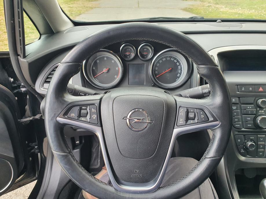 Opel Astra 1,7 CDTI, fotografija 10
