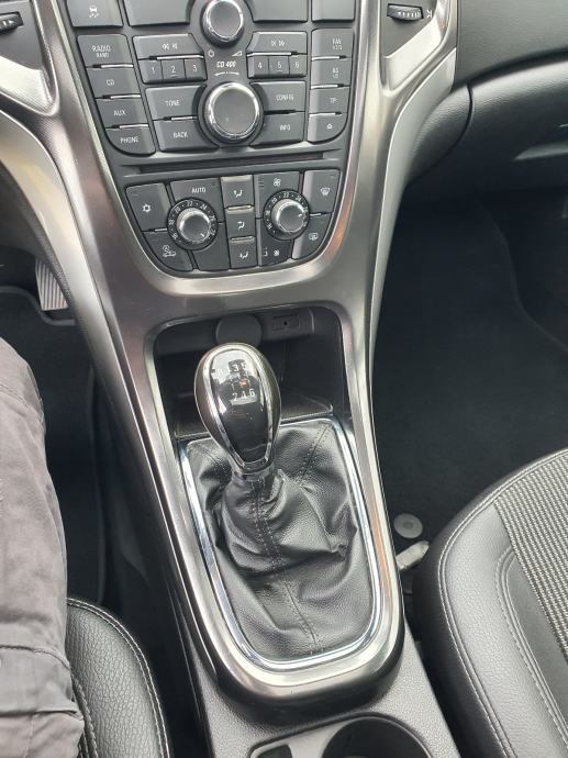 Opel Astra 1,7 CDTI, fotografija 11