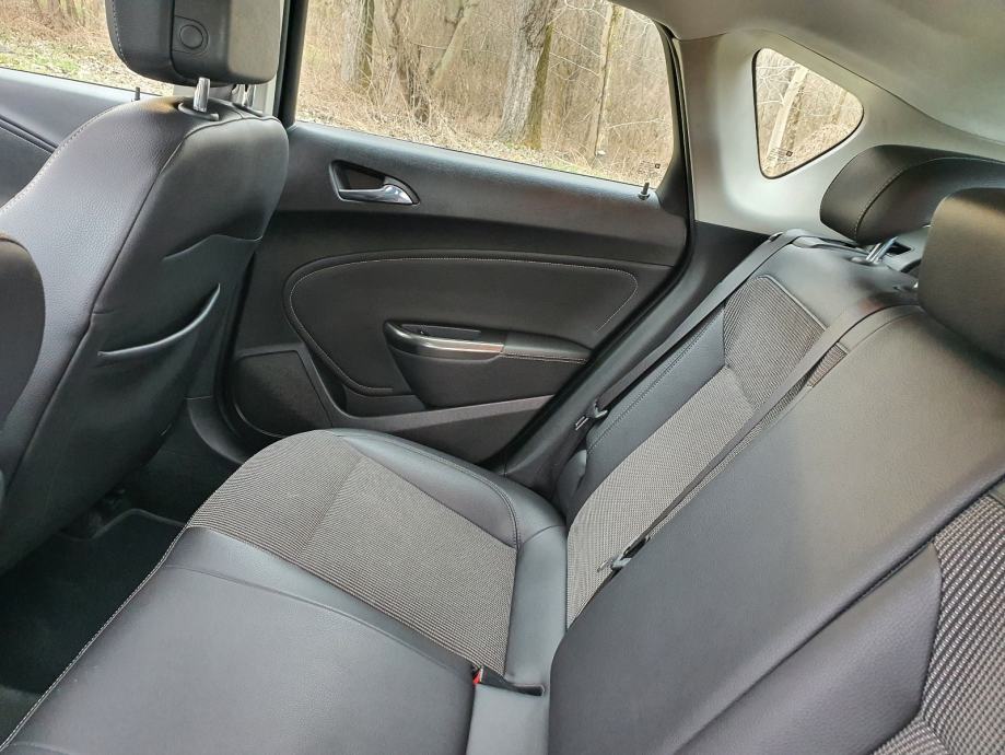 Opel Astra 1,7 CDTI, fotografija 16