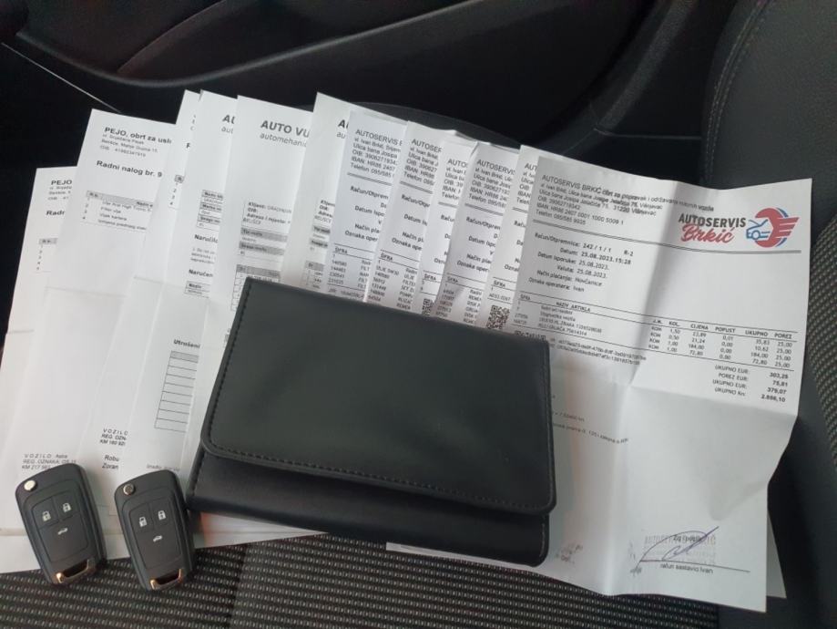 Opel Astra 1,7 CDTI, fotografija 19