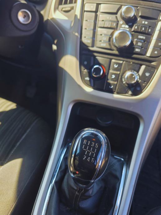 Opel Astra 1,7 CDTI, fotografija 8