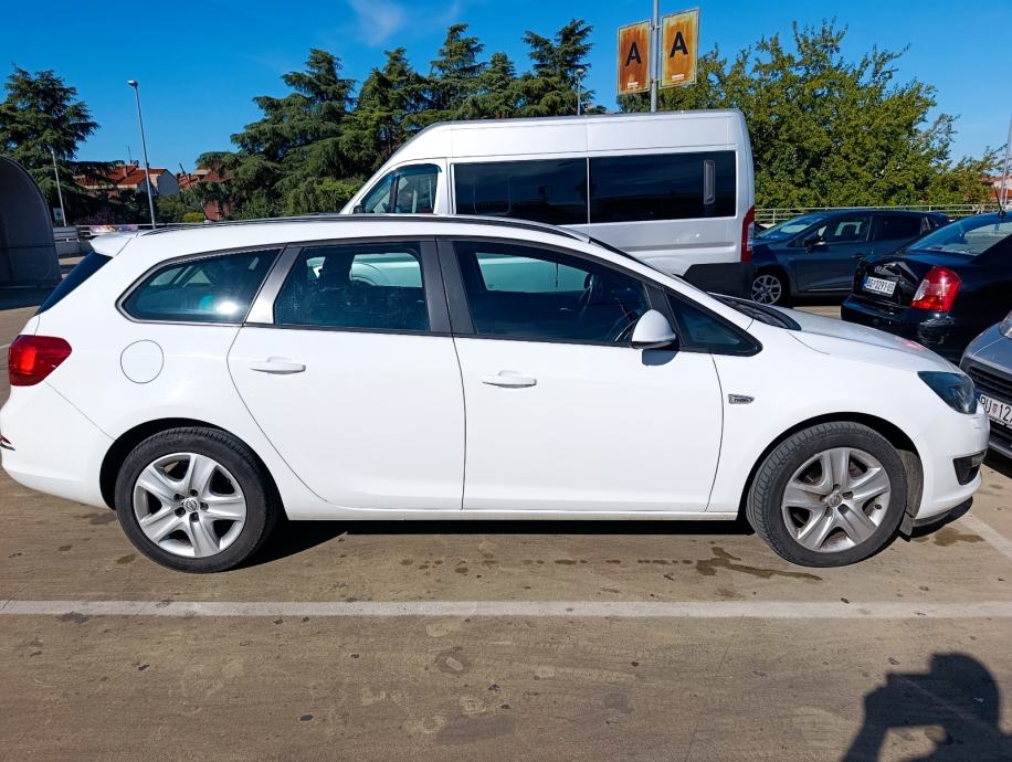 Opel Astra 1,7 cdti, 2015, Navi 950, reg.03/2027., fotografija 6