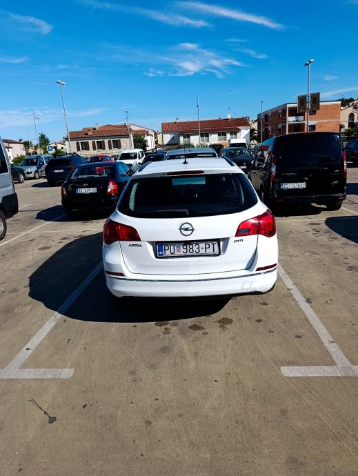 Opel Astra 1,7 cdti, 2015, Navi 950, reg.03/2027., fotografija 5