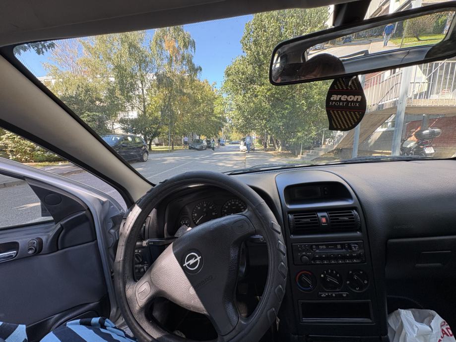 Opel Astra 1,7 CDTI, fotografija 5