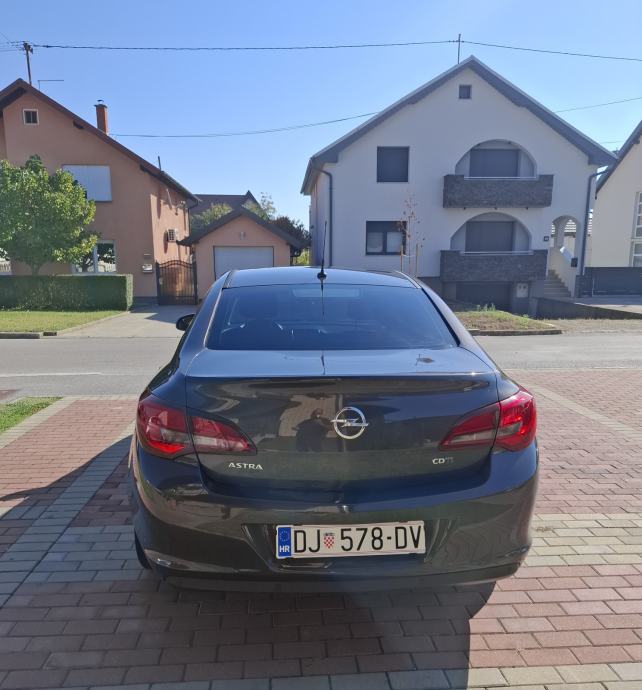 Opel Astra 1,7 CDTI, fotografija 4