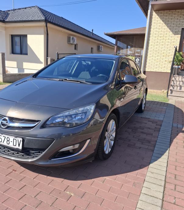 Opel Astra 1,7 CDTI, fotografija 7