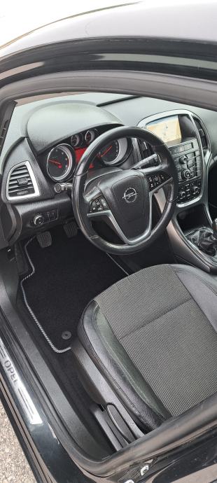 Opel Astra 1.7 cdti, fotografija 5