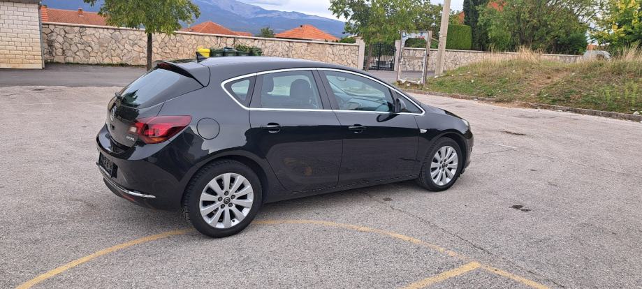 Opel Astra 1.7 cdti, fotografija 4