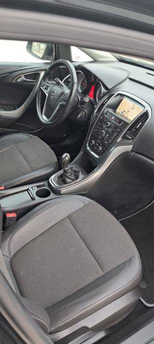 Opel Astra 1.7 cdti, fotografija 8