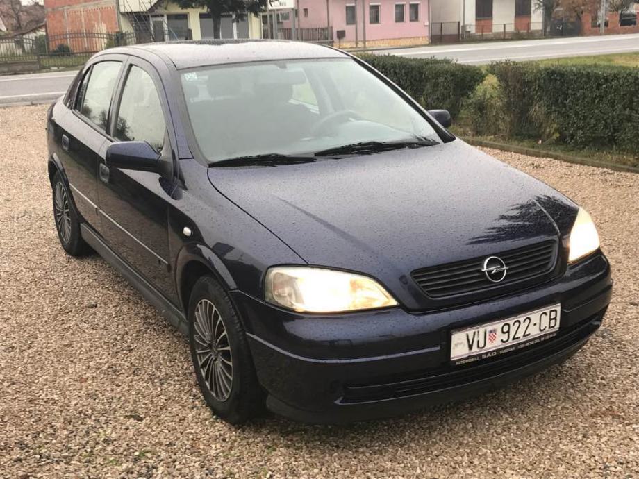 Opel astra d Opel astra d