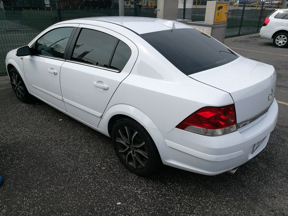 Opel astra h cosmo Opel astra h cosmo