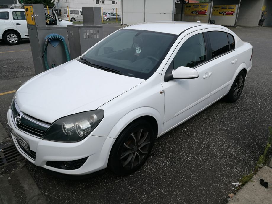 Opel astra h cosmo Opel astra h cosmo