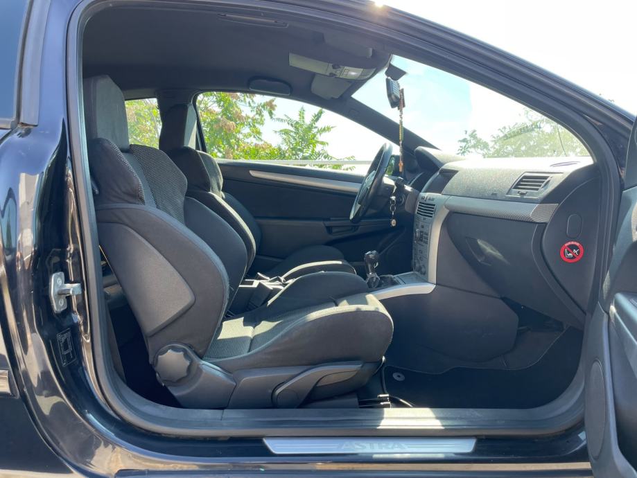 Opel Astra 1,9 CDTI Sport, fotografija 8