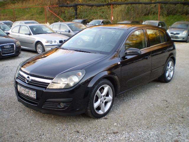 Opel Astra 1,9 CDTI Sport