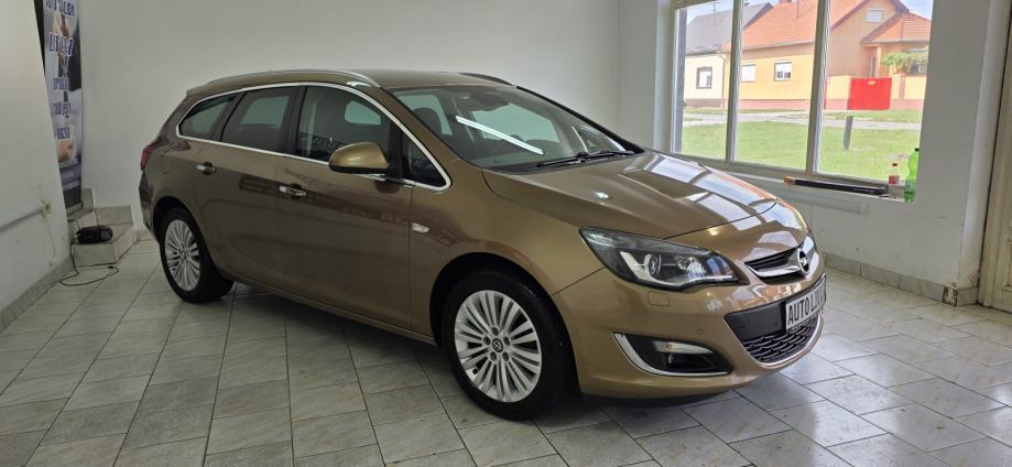 Opel Astra 2,0 CDTI MAKSIMALNO SAČUVAN, fotografija 8