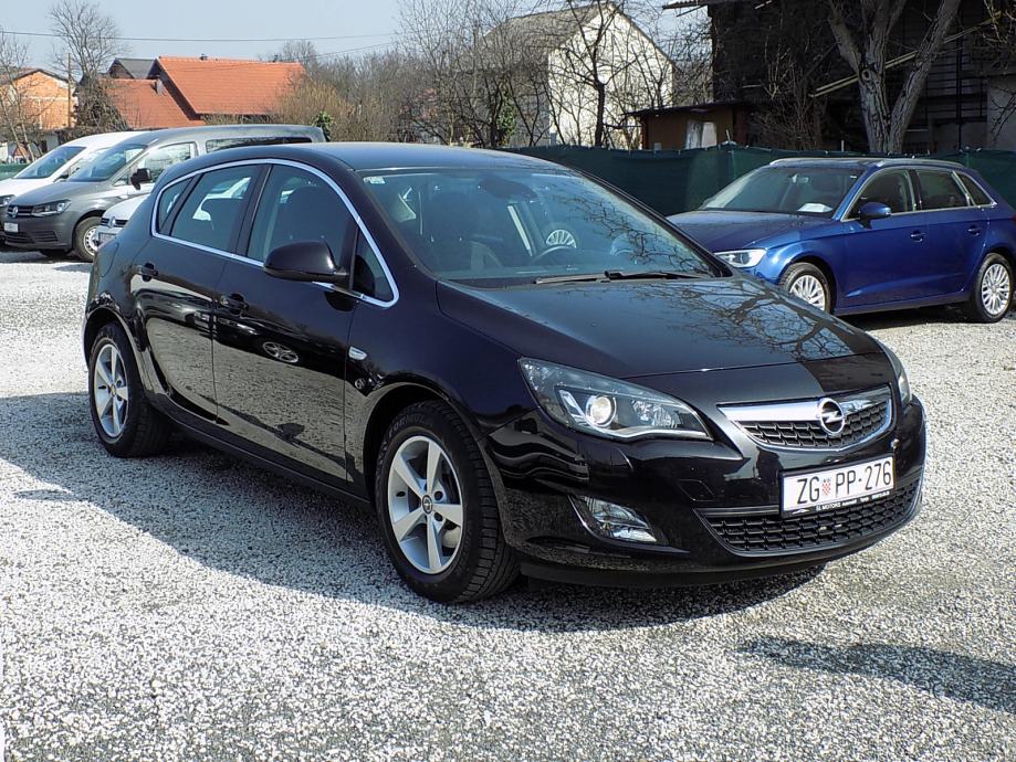 Opel Astra 2,0 CDTI Sport XENON, NAVIGACIJA, ALU, PDC, NEMA PRIJENOSA