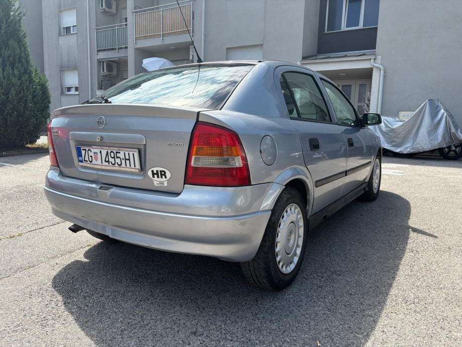 Opel Astra 2.0 DTI 16V, 74 kW 2002. – REGISTRIRANA GODINU DANA, fotografija 2