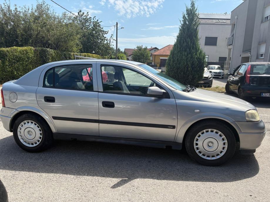 Opel Astra 2.0 DTI 16V, 74 kW 2002. – REGISTRIRANA GODINU DANA, fotografija 5