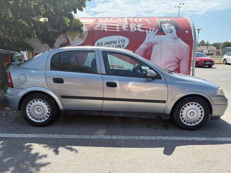 Opel Astra 2.0 DTI 16V, 74 kW 2002. – REGISTRIRANA GODINU DANA, fotografija 14