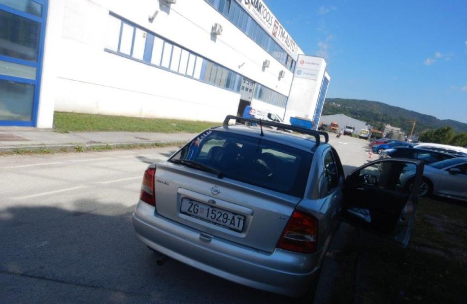 Opel Astra 1,4 AKCIJA !!! registriran 03/27, ispravan !!!, fotografija 6