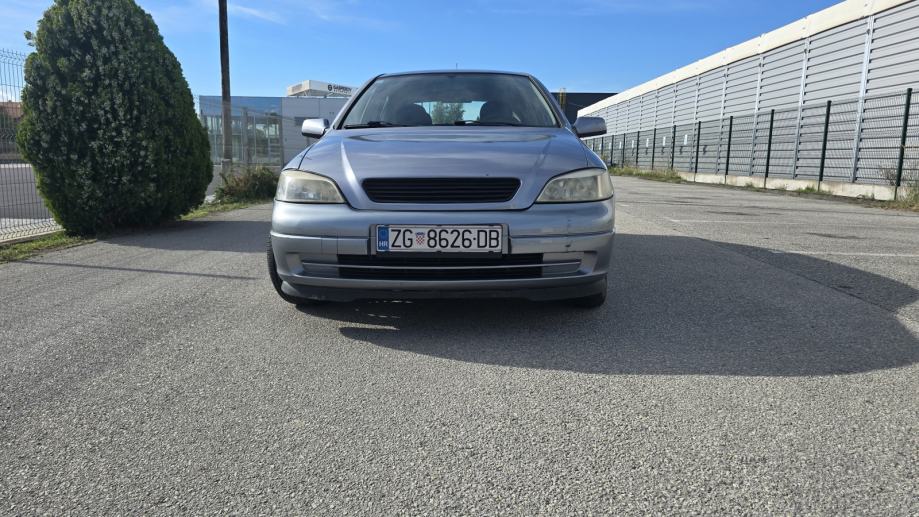 Opel Astra Classic Hatchback, fotografija 3