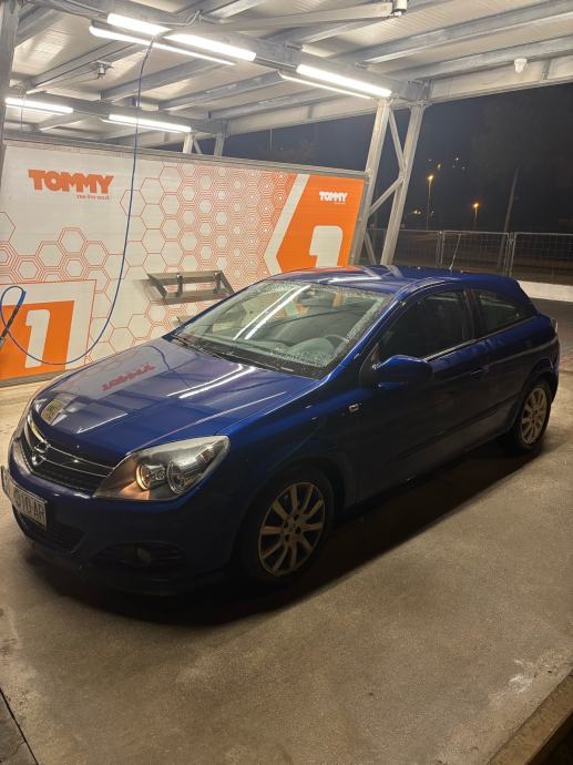 Opel Astra Coupe