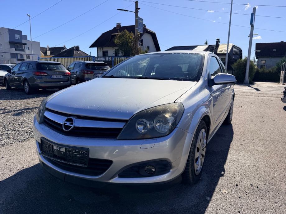 Opel Astra Coupe