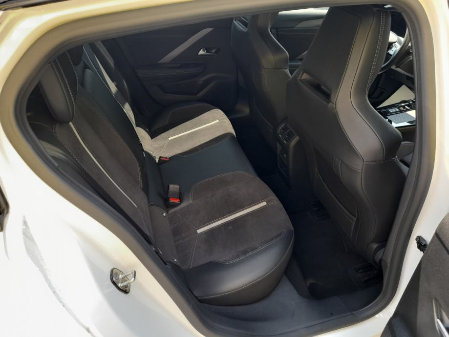 Opel Astra GSe PHEV F 1,6 AT8 *LEASING BEZ UČEŠĆA!, fotografija 14